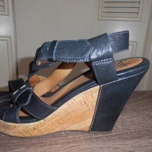 Sofft Black Tremblay Strappy Sandal  11M